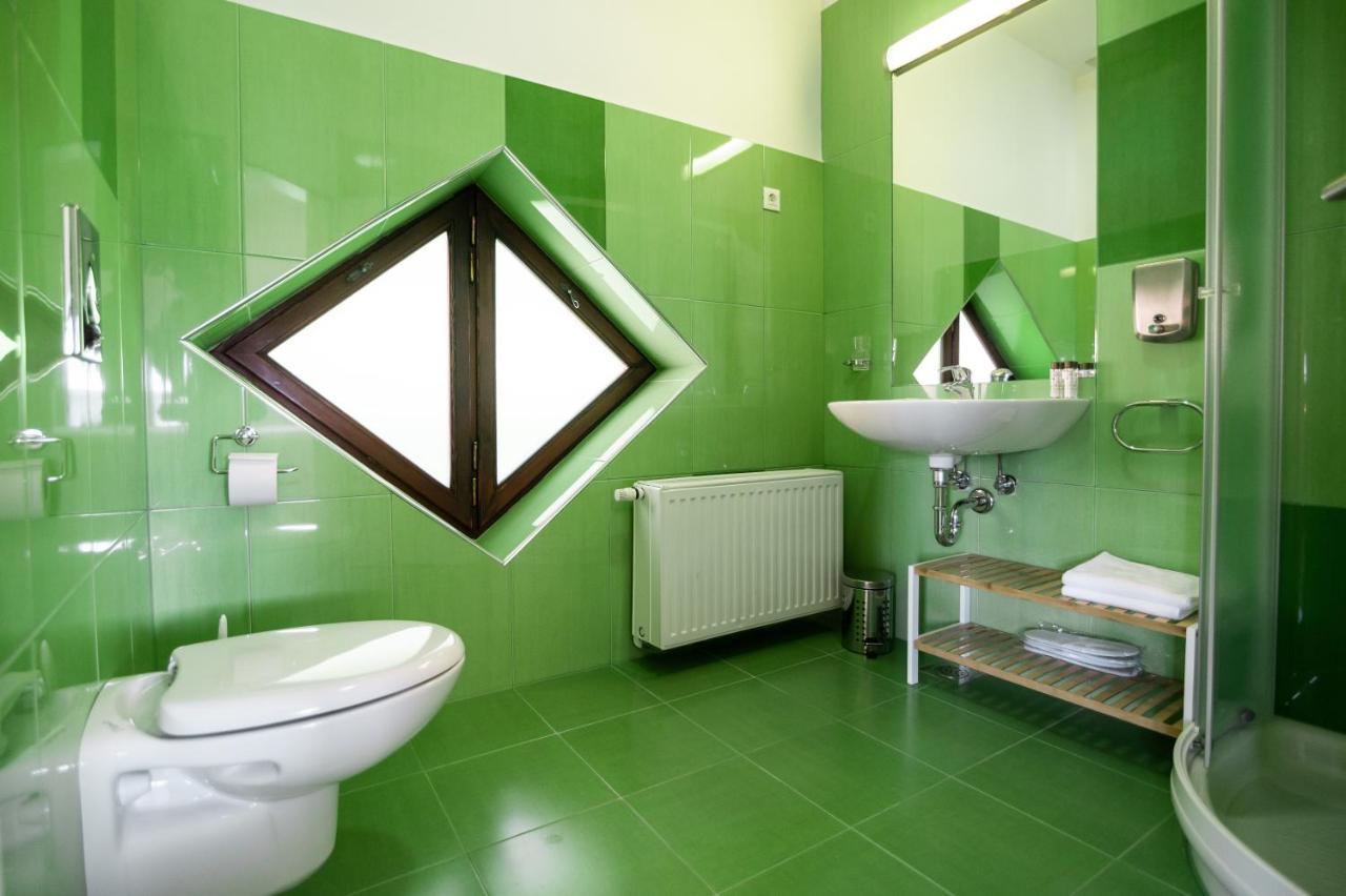 Apartments Strmol Церклье-на-Гореньскем Экстерьер фото